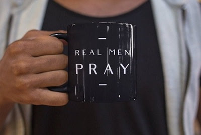 13 Real Men Pray Gifts (Manly Ideas, Be Strong for God - Click Here)
